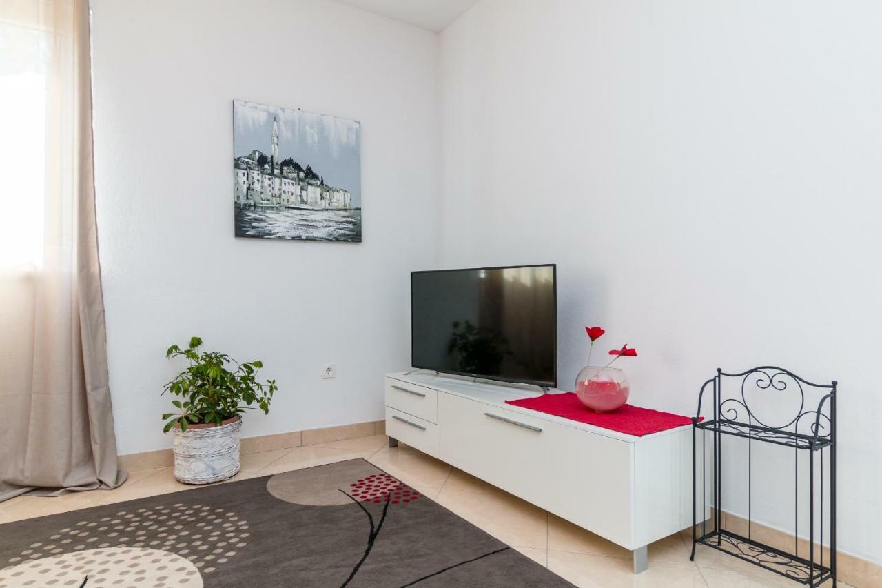 Apartment Jurasin Kaštela Exterior foto