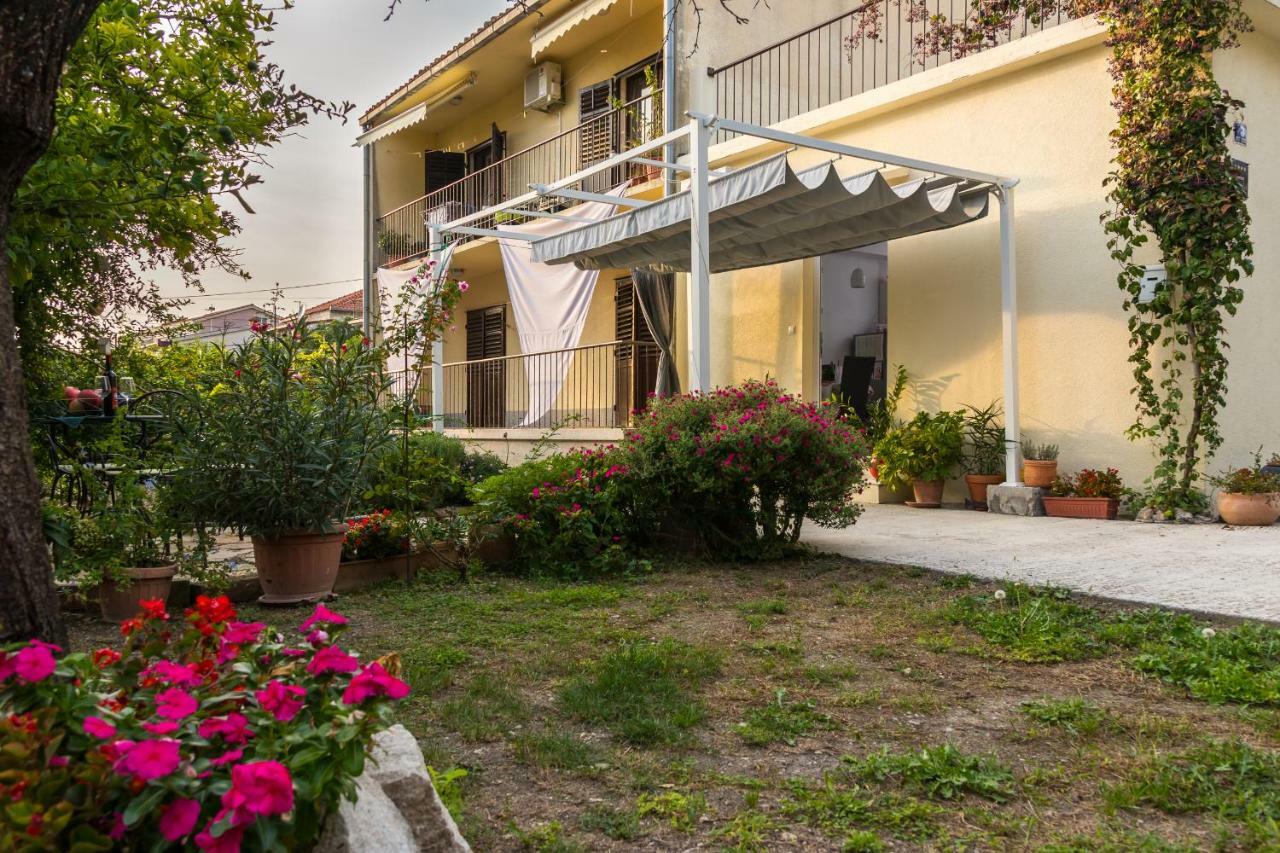 Apartment Jurasin Kaštela Exterior foto